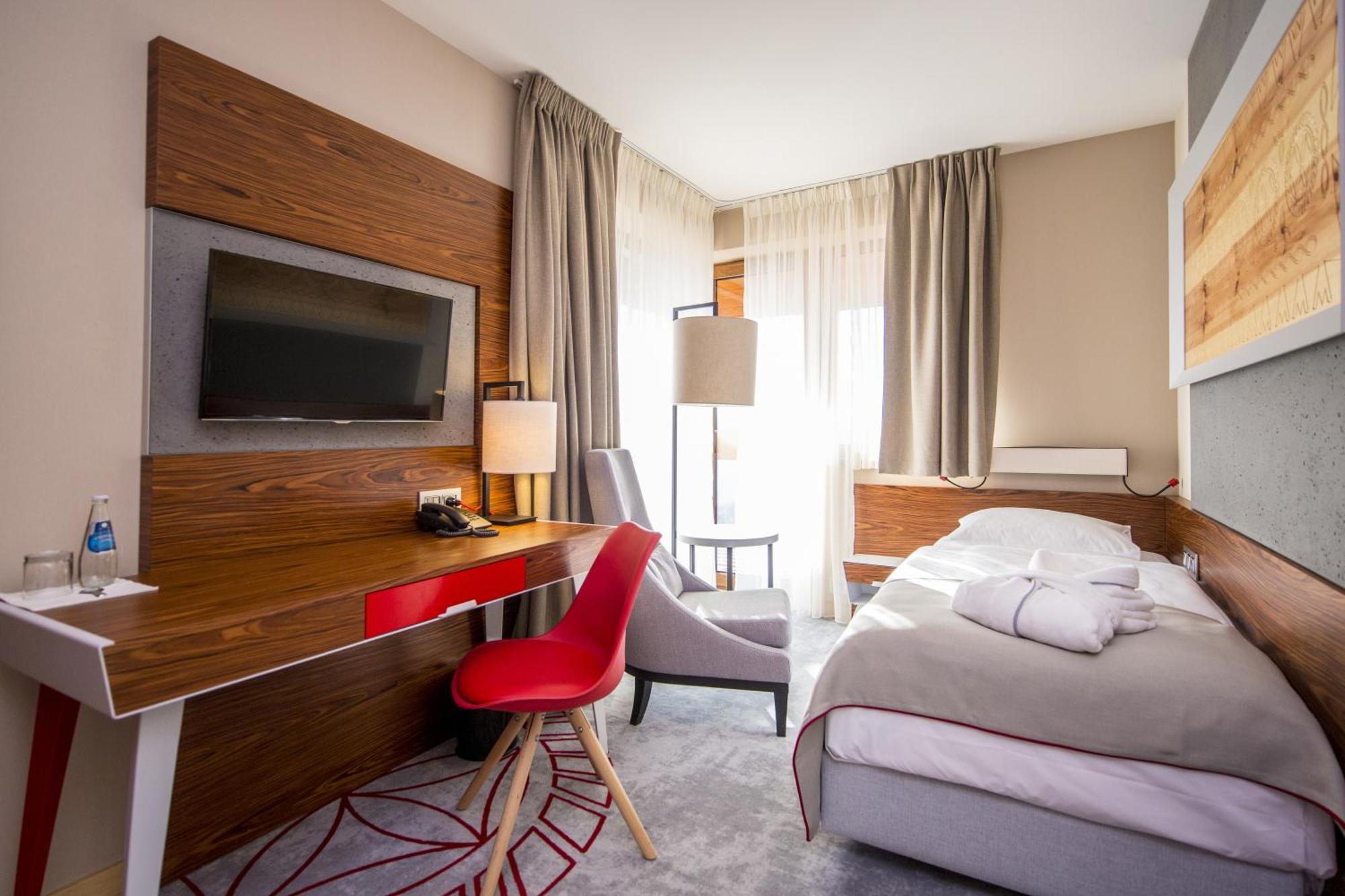 Hotel Kopieniec Fizjo- Med & Spa Murzasichle Bagian luar foto