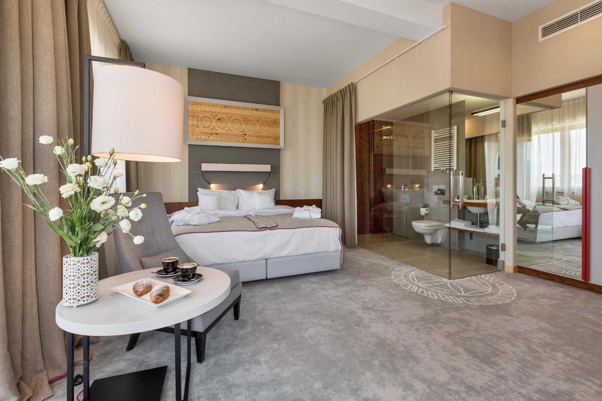 Hotel Kopieniec Fizjo- Med & Spa Murzasichle Bagian luar foto