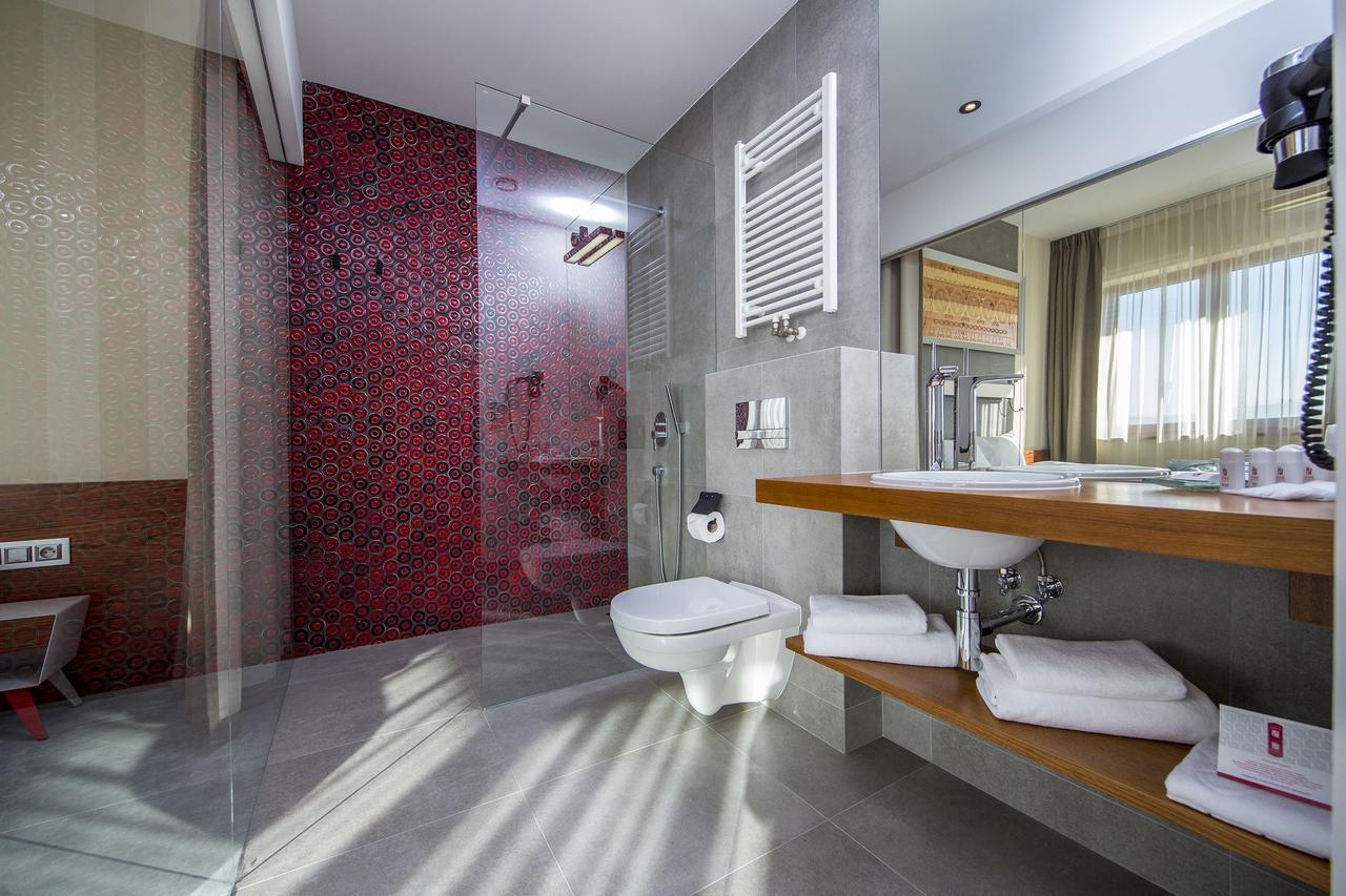 Hotel Kopieniec Fizjo- Med & Spa Murzasichle Bagian luar foto