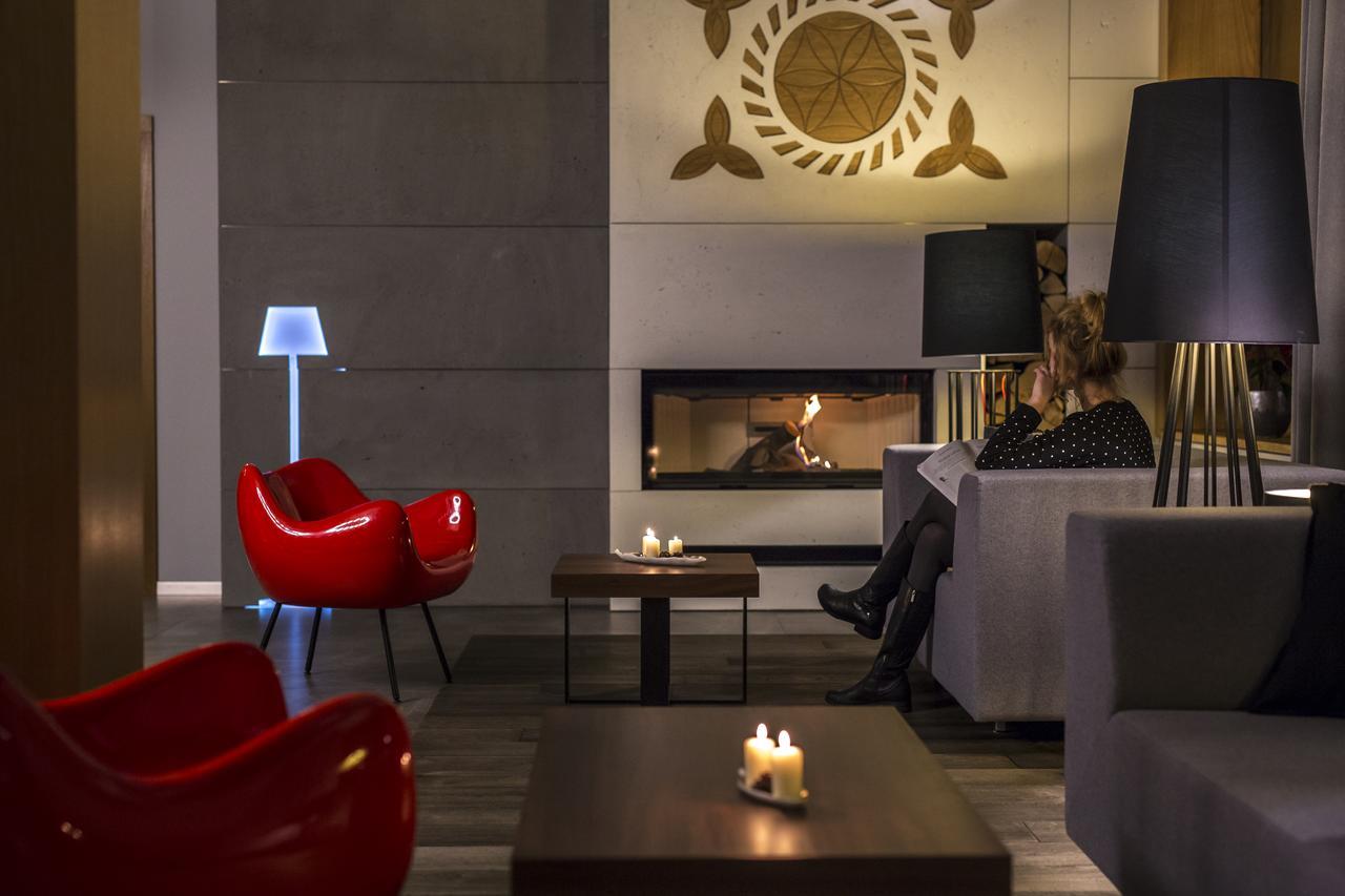 Hotel Kopieniec Fizjo- Med & Spa Murzasichle Bagian luar foto